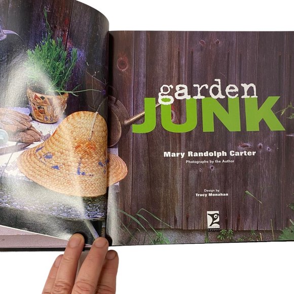 Garden Junk by Mary Randolph Carter hardcover illustrated Penguin Group 1997 - Picture 3 of 5